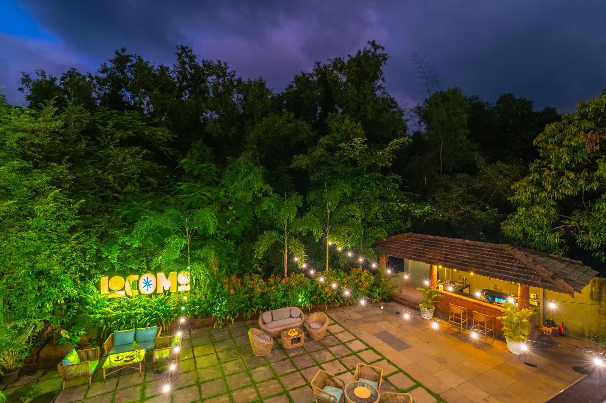 Locomo Boutique, Morjim - Stay Work Eat 外观 照片